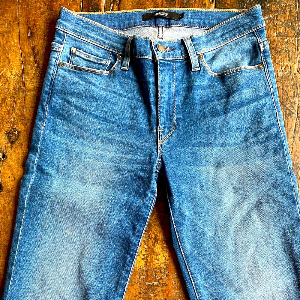 Hudson Amelia Crop shorts 27